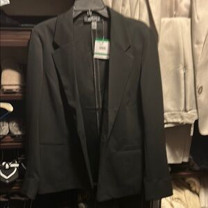 Kasper Black Tailored Blazer with Notched Lapels